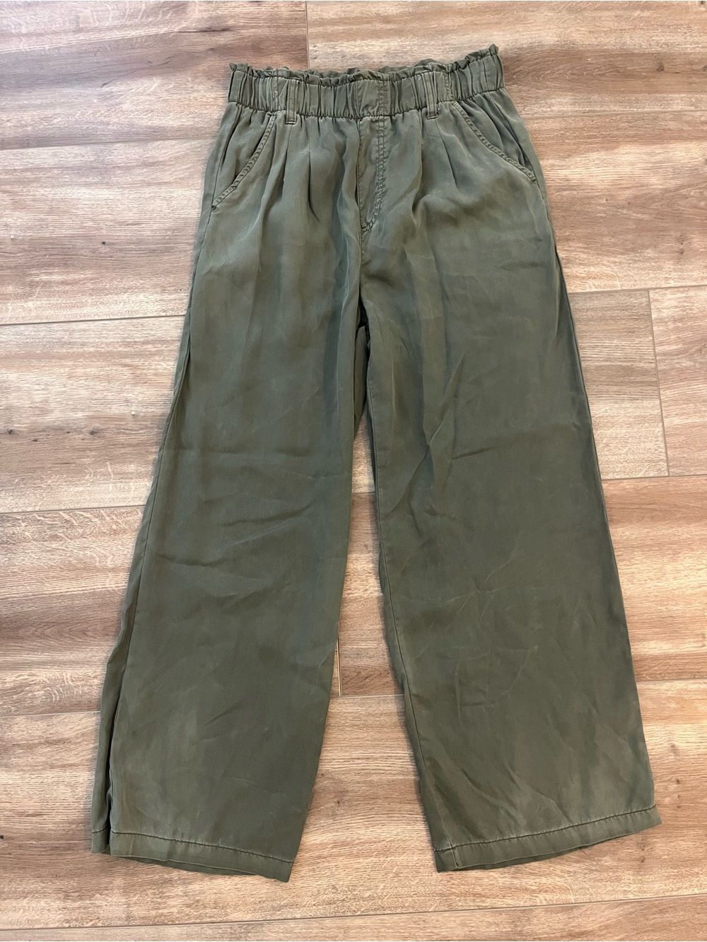 Sanctuary olive green wide leg pants